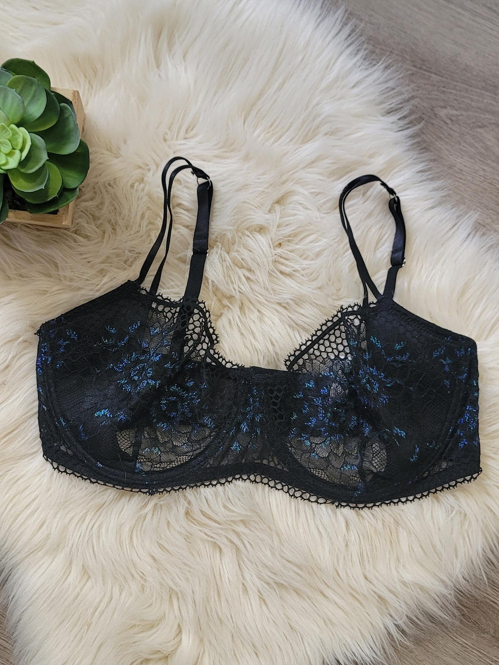 Adore Me Black Metallic Blue Shimmer Lace Unlined Underwire Bra 36DDD Balconette
